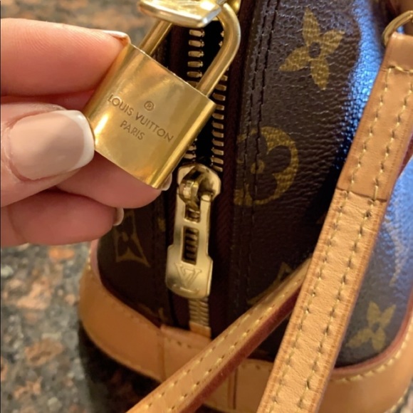 Louis Vuitton Alma bb - Picture 2 of 8